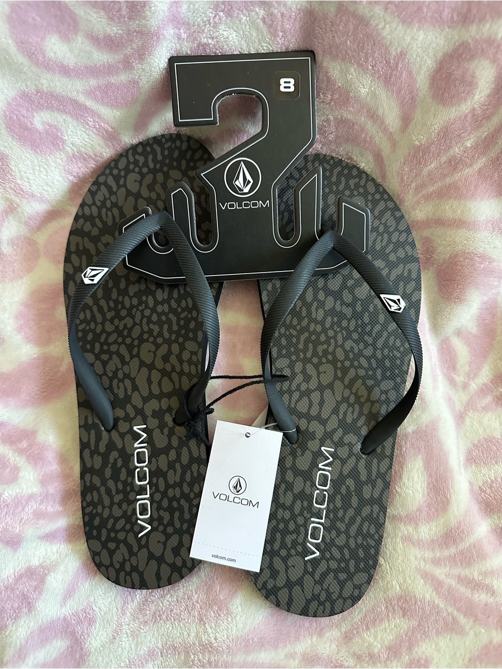 Volcom Black Leopard Flip Flops Size 8 New